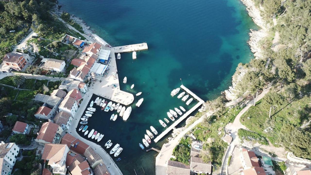 Guesthouse Antonija Veli Lošinj Kültér fotó